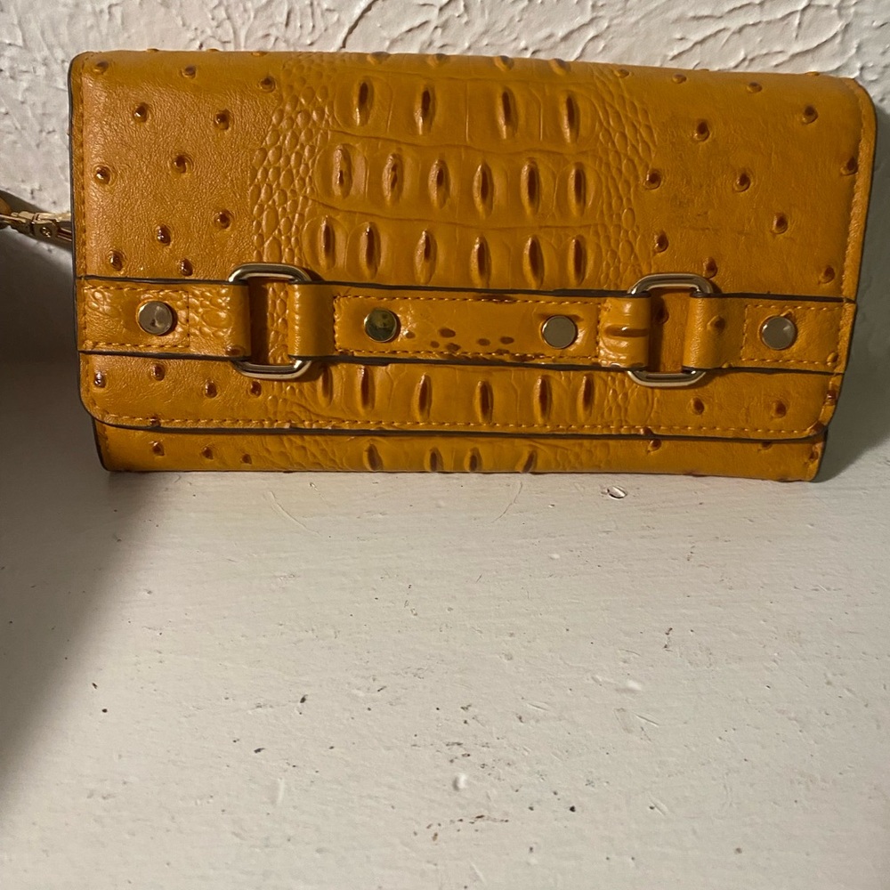 Cato Mustard Yellow Textured Wallet